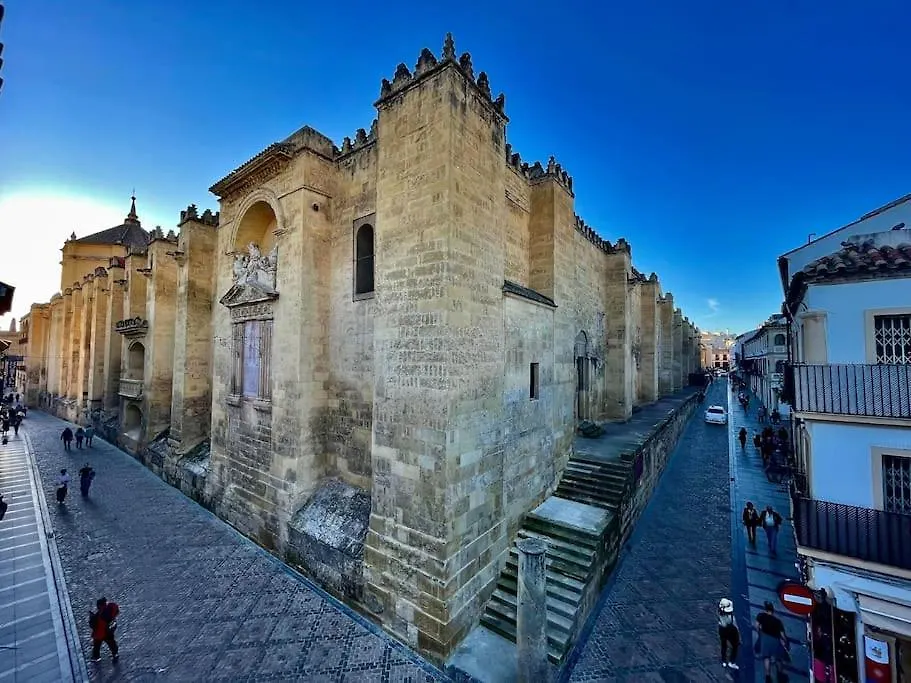 Newmezquita1 Magnificas Vistas A Mezquita Catedral Apartment Cordoba