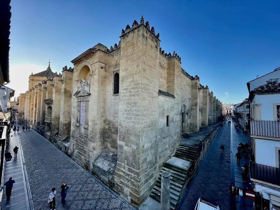 Newmezquita1 Magnificas Vistas A Mezquita Catedral Apartment Cordoba